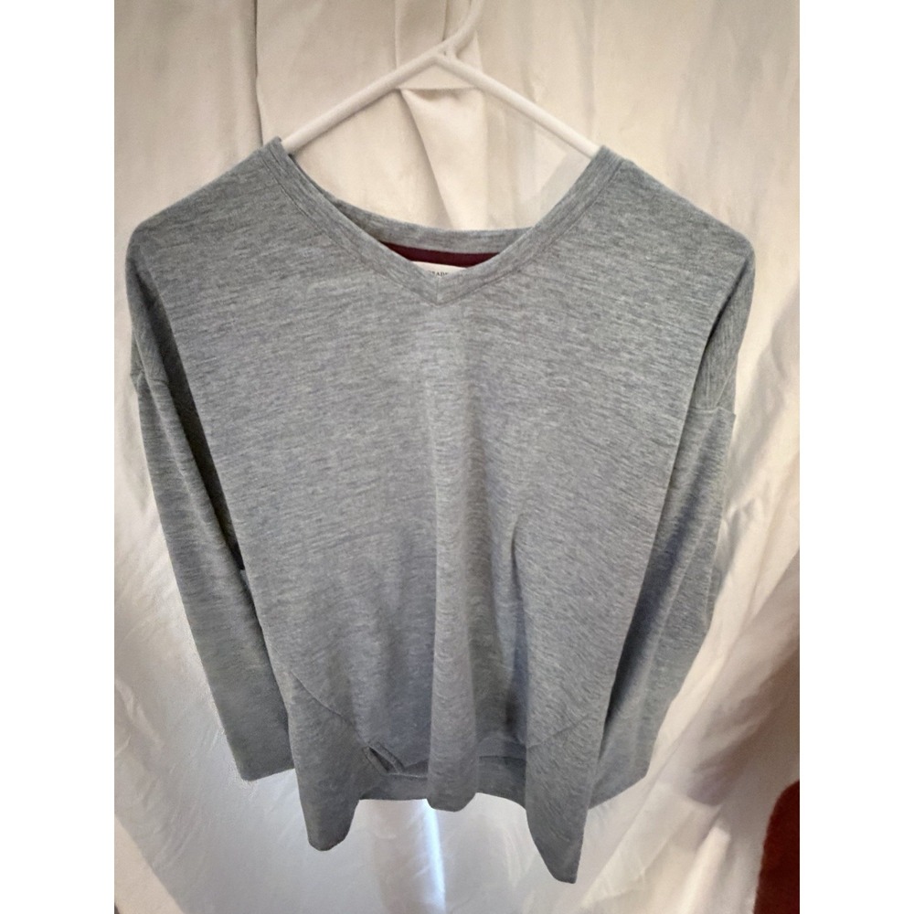 Boston Traders Blue Heather V-Neck Sweater Medium